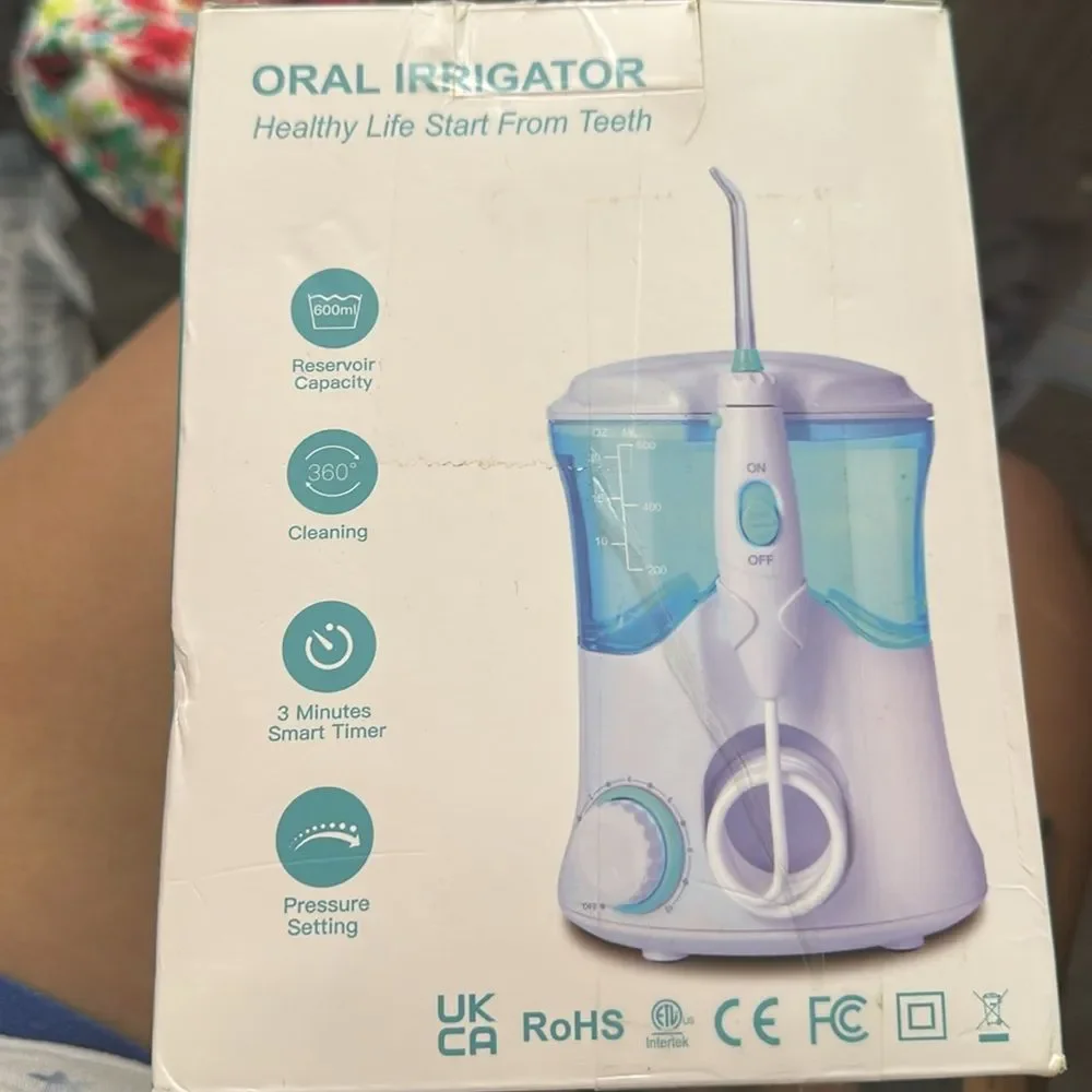 NIB White and Blue Water Flosser - Picture 7 of 9